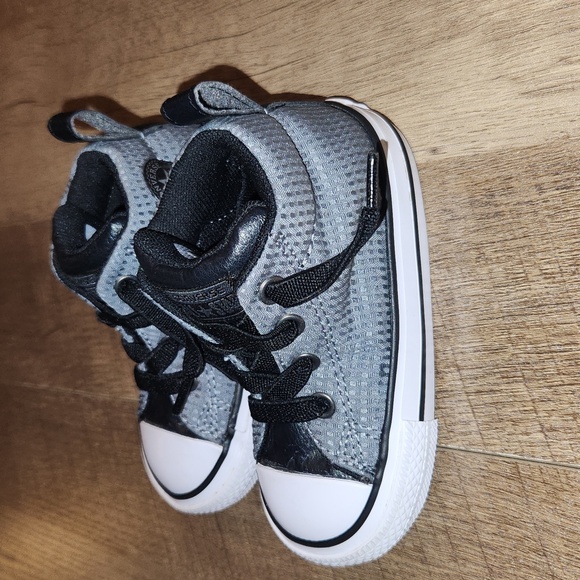 Converse All Star Unisex Chuck Taylor Gray Blackstreet Mid Top Sneakers. - Picture 3 of 8